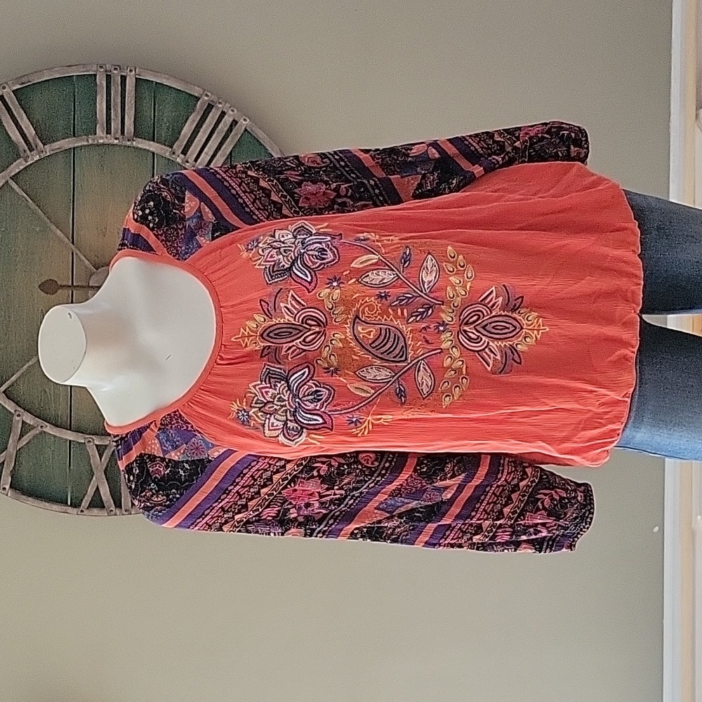 Soft Surroundings Blame Rio Top Embroidered Crinkle Gause Blouse